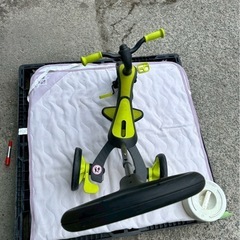 三輪車の画像