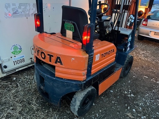 TOYOTA フォークリフト　ディゼル　あわメーター1439！ 商談中 TOYOTA フォークリフト ディゼル あわメーター1439！ 商談中