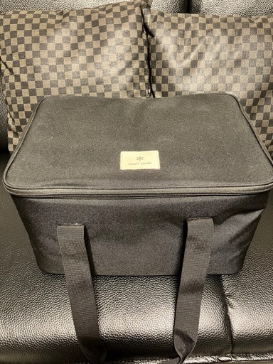 【美品】 peak 黒 バッグ　収納ボックス　220UG-462