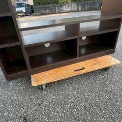 【ジモティ限定特価】 TVボード 壁面タイプ ブラウンカラー 収納家具 大容量収納 高さ調節可能 H1500×W1200×D300 テレビボード Y1194の画像