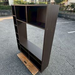 【ジモティ限定特価】 TVボード 壁面タイプ ブラウンカラー 収納家具 大容量収納 高さ調節可能 H1500×W1200×D300 テレビボード Y1194の画像