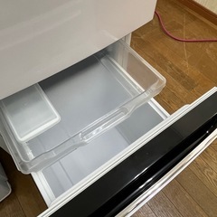 激安!! 2ドア 150L 2020年 Hisense 冷凍冷蔵庫 HR-D15Cの画像