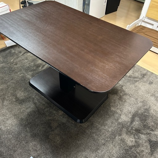 ニトリ　昇降テーブル