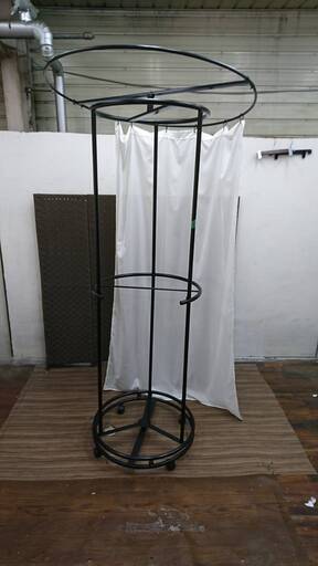 slide_9830414_1.jpg