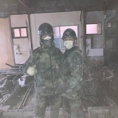 京都方面で草刈工！12000〜17000！6名！大阪で内装解体工！2名！紹介手当有！の画像