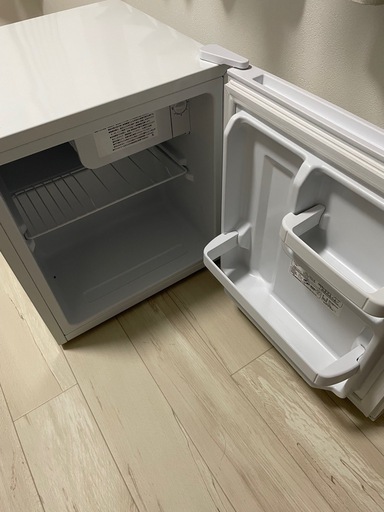 小型冷蔵庫　