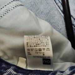 トレーナーとズボンセットの画像