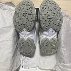 新品　ナースシューズの画像