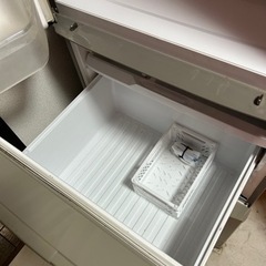 冷蔵庫あげます　引き取り限定の画像