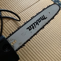 マキタ　チェーンソー　箱付きの画像