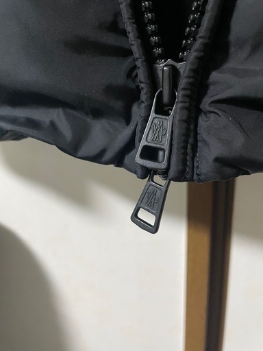 美品　モンクレール　モンクラー　ブラック　サイズ2