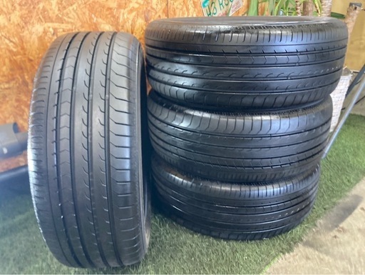 他ご成約225/55R17??2024年製バリ溝サマータイヤ??E16