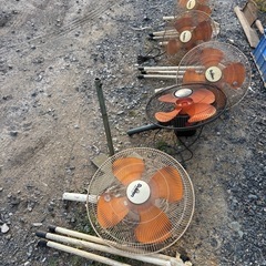 工業扇　扇風機　業務用扇風機　三脚型の画像