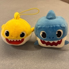 ベイビーシャーク ぬいぐるみ キーホルダー