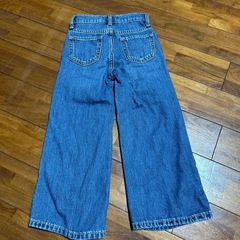 ４T オールドネイビージーンズ👖
の画像