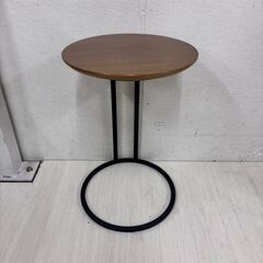  22913  円形サイドテーブル　直径33 NITORI   ...