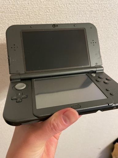 カセット付きニンテンドー3DS LL
