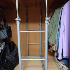 ハンガーラックの画像