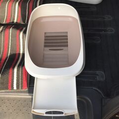 デオトイレ　猫トイレ　本体 ハーフカバー シルキーホワイト　猫の室内用トイレの画像
