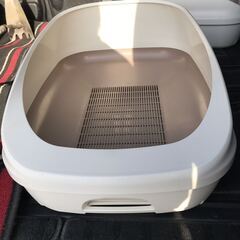 デオトイレ　猫トイレ　本体 ハーフカバー シルキーホワイト　猫の室内用トイレの画像
