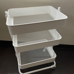 【新品・組み立て済】ニトリ スチールワゴン　トロリ コンパクト　白の画像
