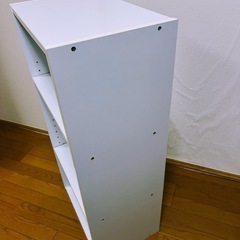 白色カラーボックスの画像