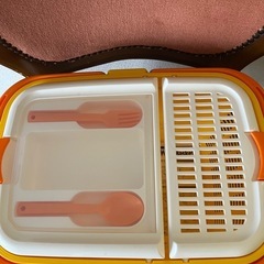 テーブル付きのバスケットです(^^)の画像