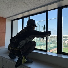 【安心即日日払い！！】4/11ガラス清掃作業の手伝いの画像