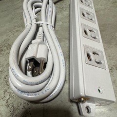 【新品未使用】ELECOM 電源タップの画像