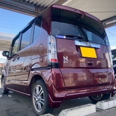 安心の1年保証付き‼️26年式☆月々1万円〜分割払い可❗️ 車検2年付き！【名義変更代込み】大人気☆ホンダ N-BOX☆ステアリングスイッチ付き☆Bluetooth対応ナビ付き☆走行中DVD見れます☆便利なバックカメラ付き☆電動スライドドア☆ドラレコ付き☆スマートキー☆フルオートエアコン☆事故歴修復歴なし☆そのまま乗って帰れます❗️の画像