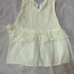 白レースワンピースの画像