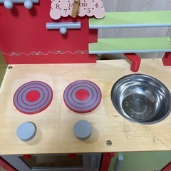 おもちゃのキッチンの画像