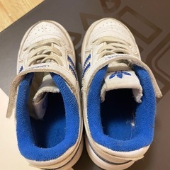 adidas 15cmの画像