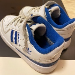 adidas 15cmの画像