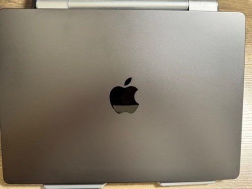 【4月購入超美品】M4 MacBook Pro