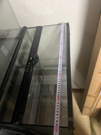 爬虫類ケージー魚ー水槽