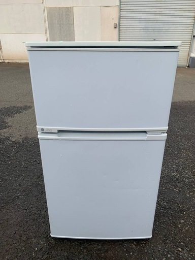 ユーイング ノンフロン冷凍冷蔵庫 UR-D90J（W）