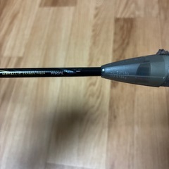 スラスターF 隼 ウルトラ　バドミントンラケット
の画像