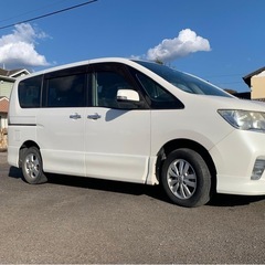 H23 日産セレナ　DBA-FNC26 ハイウェイスターVセレクション