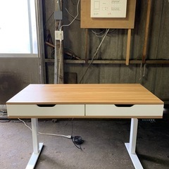 電動昇降デスク