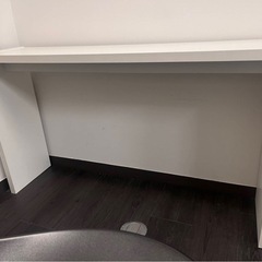 棚、PCデスク✖︎2つ 【取りに来て頂ける方にお譲りします】の画像