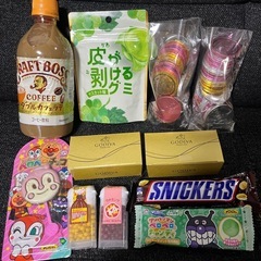 お菓子とコーヒー