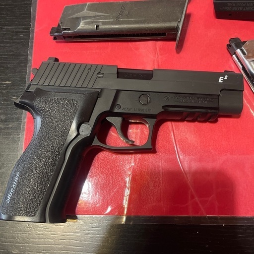 シグ　P226E2 
