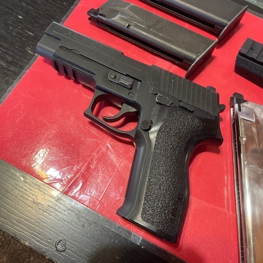 シグ　P226E2 
