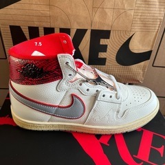 ナイキ エアシップ アウェイクニューヨーク 25.5　の画像