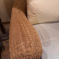 パシフィックファニチャ・ラタン製ソファの画像