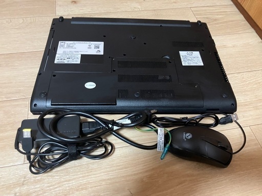 初心者向け「NEC LaVie 赤 ノートPC i3第6世代 SSD128GB/8GB Blu-ray マウス付」 NEC