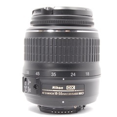 Nikon D40X & 18-55mmED シャッター数極 カメラバッグ付きの画像