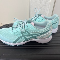 asics スニーカーの画像