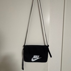 NIKE ショルダーバッグの画像